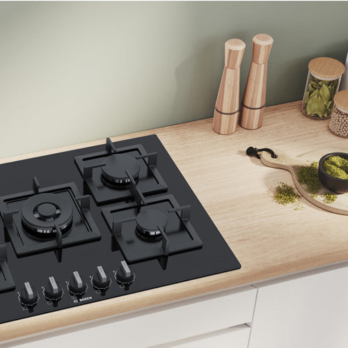 Bosch 7A6B20 Hob is a high-quality cooking appliance designed for modern kitchens, offering a perfect blend of performance, versatility, and safety