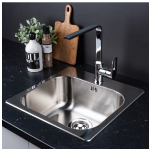 Franke SVX 110-40 satin stainless steel sink is equipped with 1 bowl with a depth of 190 mm and drain assembly. Strong and robust  40x40 Cm.