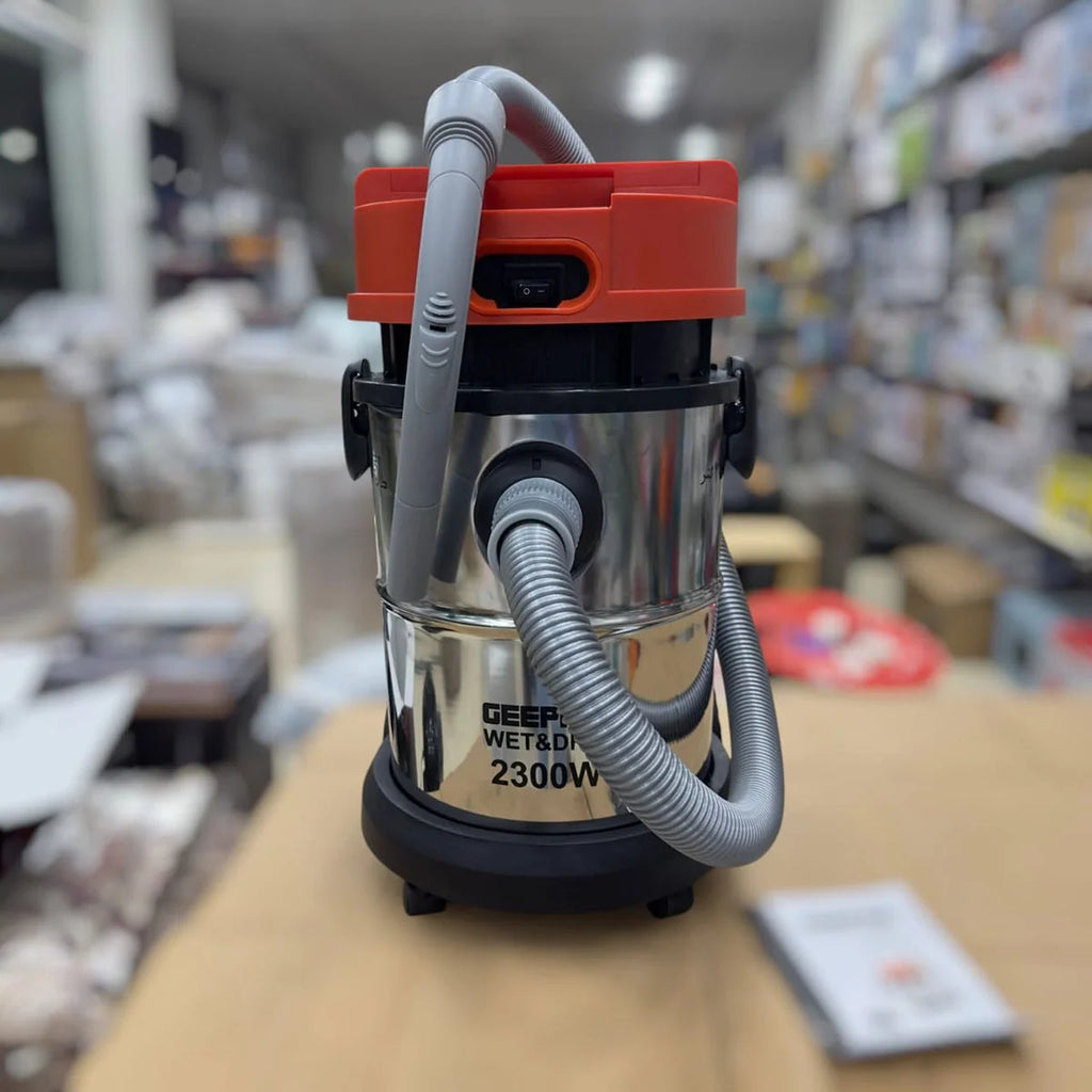 Geepas GVC 19011 25L Wet and Dry Vacuum Cleaner